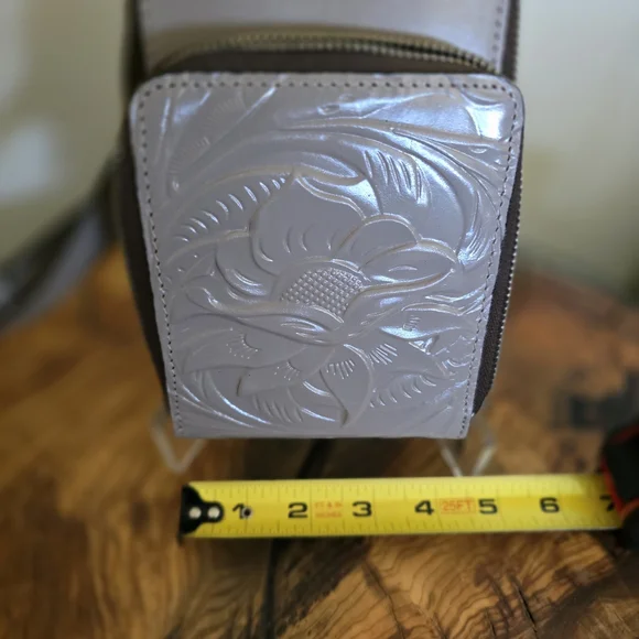 Patricia Nash Western Floral Embossed Crossbody Bag - Picture 6 of 7